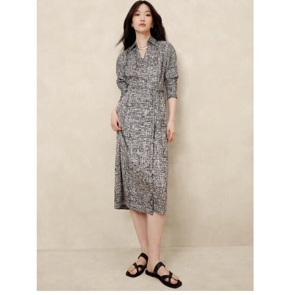Banana Republic Silky Twill Wrap Midi Dress Size S - Picture 1 of 9